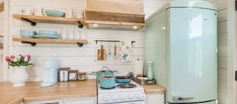 4-acre Plot: Farmhouse-chic Retreat in Forest!