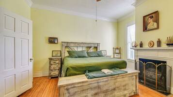 House (6 Bedrooms) | Interior