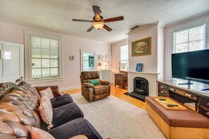 Rumah (6 Bedrooms) | Interior