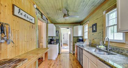 Historic Manor w/ Screened Porch in Elizabeth City