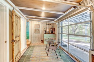 Cottage (2 Bedrooms) | Interior