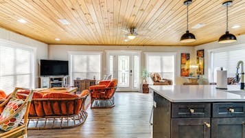 Cottage (2 Bedrooms) | Intérieur