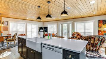 Cottage (2 Bedrooms) | Intérieur