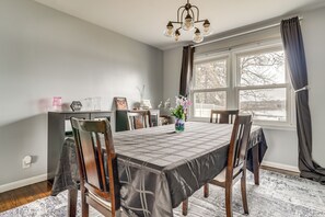 House (3 Bedrooms) | Interior - Ice Fishing & Winter Hikes! Belleville Lake House (Belleville)