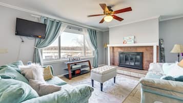 House (3 Bedrooms) | Front of property