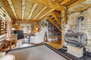 Nhà (2 Bedrooms) | Nội thất