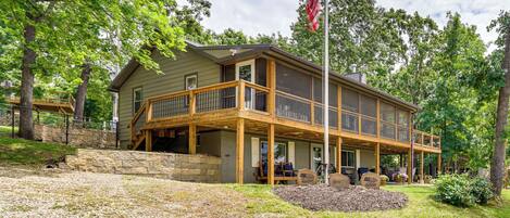 House (4 Bedrooms) | Front of property