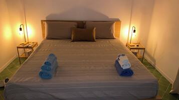 3 chambres, bureau, Wi-Fi gratuit, draps fournis