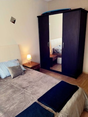 1 bedroom, WiFi, bed sheets