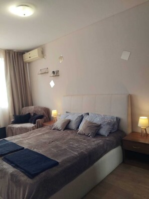 1 habitación, wifi y ropa de cama
