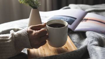 Kahden hengen superior-huone (yksi tai kaksi sänkyä), 1 makuuhuone | Ylelliset vuodevaatteet, työpöytä