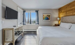 4 chambres, bureau, Wi-Fi, literie fournie