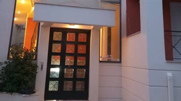 Apartment | 3 bedrooms, Internet