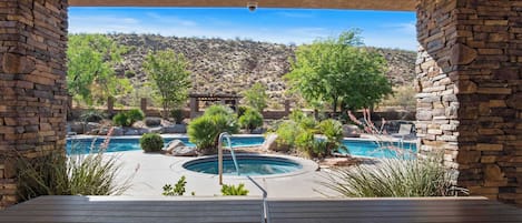 Piscine couverte