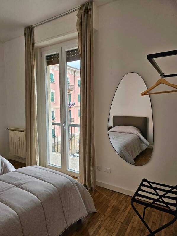 2 chambres, fer et planche Ă repasser, Wi-Fi, draps fournis