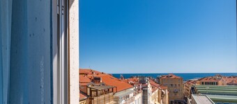 Sea View Central Apartment