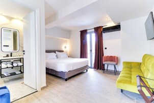 Ropa de cama de alta calidad, cubrecamas y colchones con pillow-top 