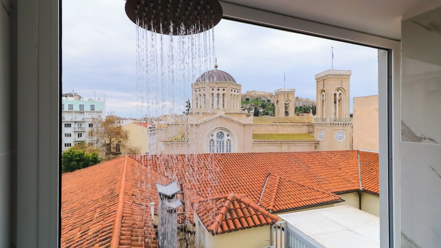 ABOV Acropolis