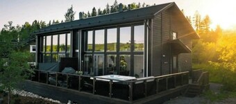 Villa Halla 2, HimosYkkösen alue