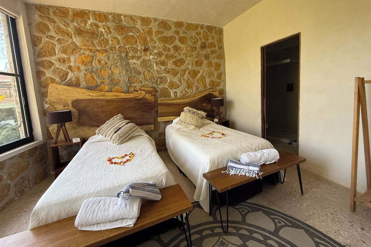 Luxury Double or Twin Room | Bed sheets