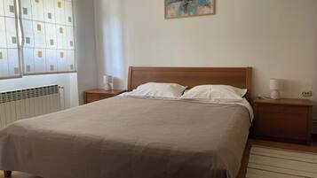 Apartment, 1 Bedroom, Accessible, Smoking | 2 bedrooms
