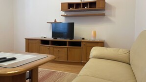 Apartamento, 1 habitación, accesible para personas con discapacidad, fumadores | Sala de estar