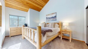 Condo, 3 Bedrooms | 3 bedrooms, cots/infant beds, free WiFi - Snowcreek Iv #594 3 Bedroom Condo (Mammoth Lakes)