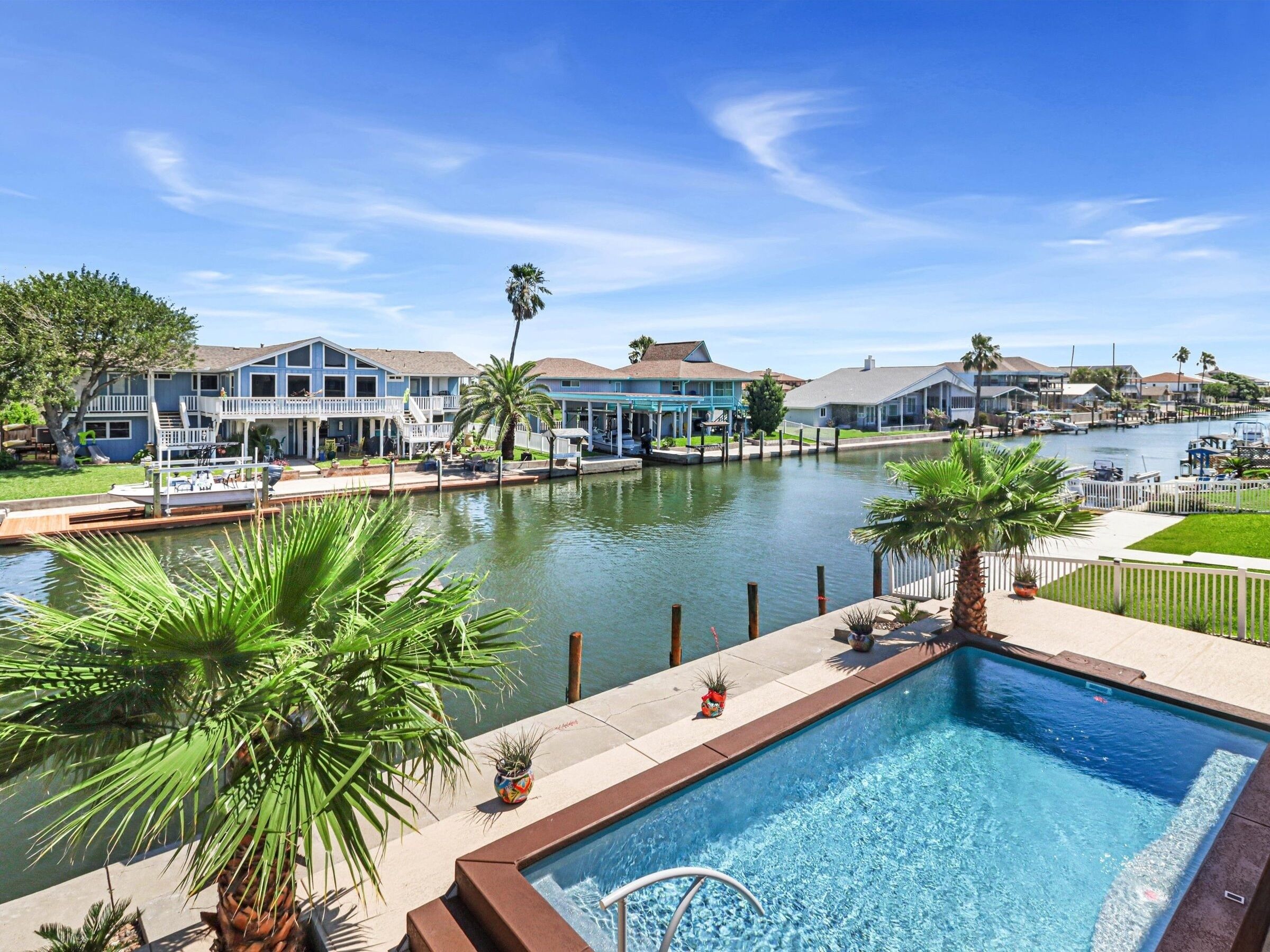 House, 4 Bedrooms | Pool