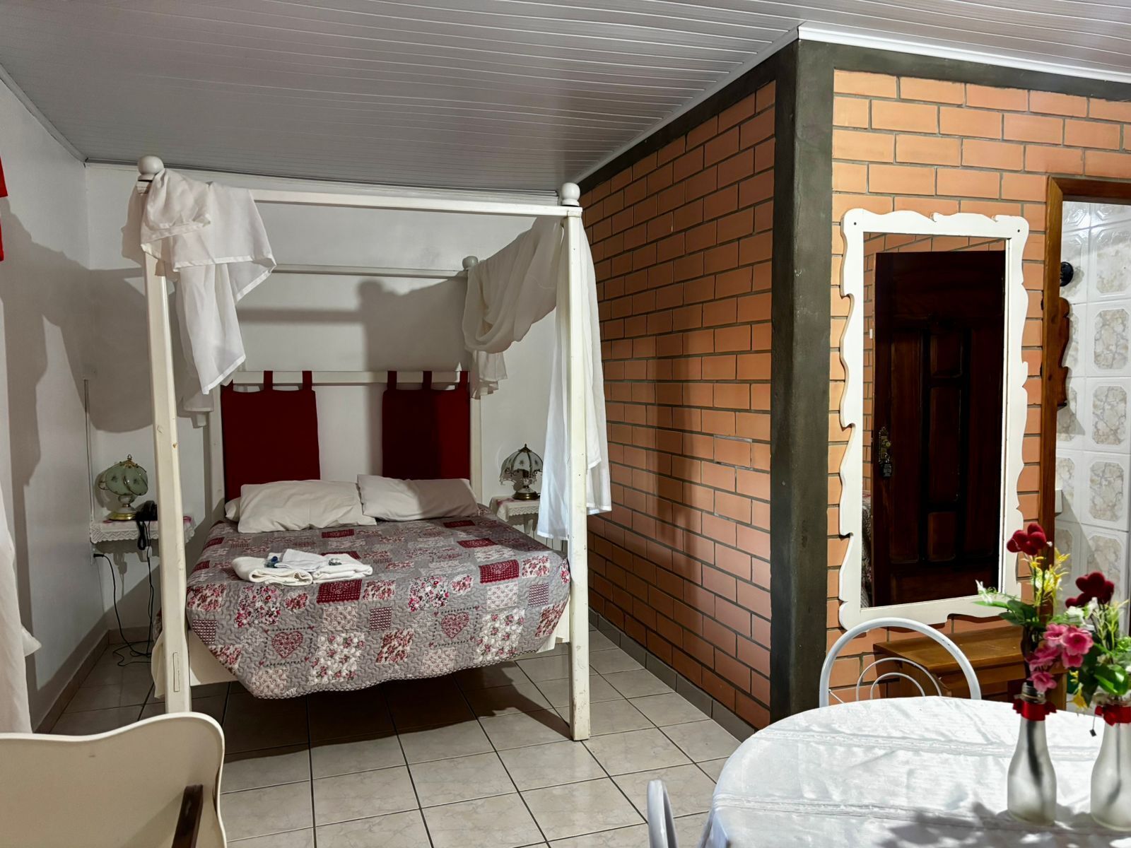 Luxury Suite, Private Bathroom, Lake View