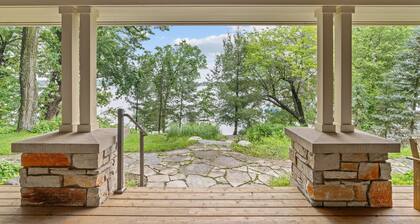 MINNeSTAY* Turtle Lake Cottage | Lakefront