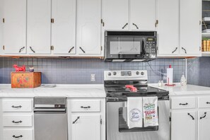 Microwave, oven, stovetop, dishwasher - Lake Front Home on Grand Lake w/ Private Dock! (Grove)