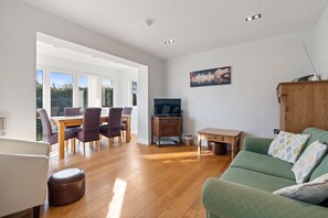 TV connectée, lecteur de DVD, chaîne hi-fi