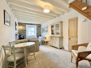 Fireplace, DVD player - 10 Mill Road - 19th Century 3/4 Bedroom - Character Cottage Padstow Harbour Cornwall (PADSTOW)
