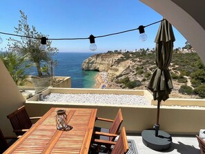 Apartment | Outdoor dining - Cozy Carvoeiro Apartment With Sea Views (Lagoa)
