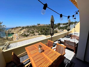 Apartment | Outdoor dining - Cozy Carvoeiro Apartment With Sea Views (Lagoa)