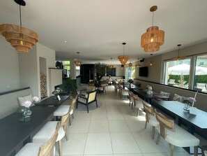 Restaurant - KT Estates Resort  Spa Frankfurt  (Liederbach am Taunus)
