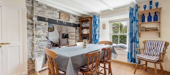 Webbers Cornish character cottage with large garden and parking