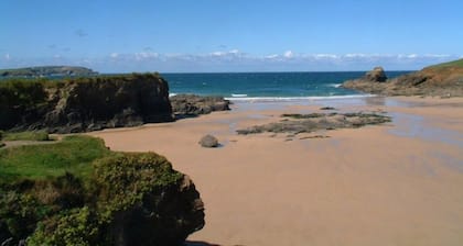 Single storey Holiday Home with detached double annexe, In Trevone, Padstow