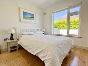4 Schlafzimmer, Bügeleisen/Bügelbrett, kostenloses WLAN, Bettwäsche