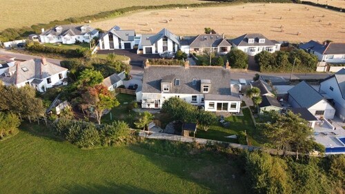 Four bedrooms with garden and driveway parking.  Pets welcome.