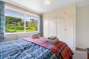 2 habitaciones, tabla de planchar con plancha y wifi gratis 