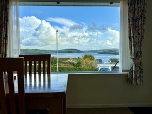 Interior - 2 Bedrooms with ample driveway parking and front and rear garden (Padstow)