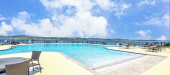 Crowne Pointe Unit 40-205 at Lake Martin! Sleeps 4 with a boat slip!