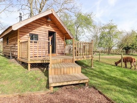 Exterior. Duck Lodge