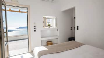 Superior-Suite, Whirlpool, Meerblick | 1 Schlafzimmer, Zimmersafe, Bügeleisen/Bügelbrett, kostenloses WLAN