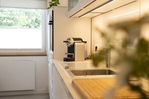 Frigorífic, forn, placa de cuina i rentaplats