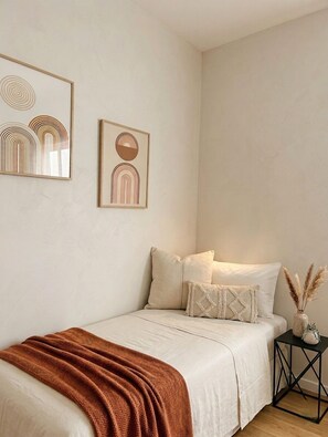 1 habitación, escritorio, wifi gratis y ropa de cama 