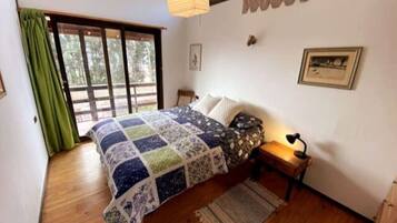 House | 4 bilik tidur