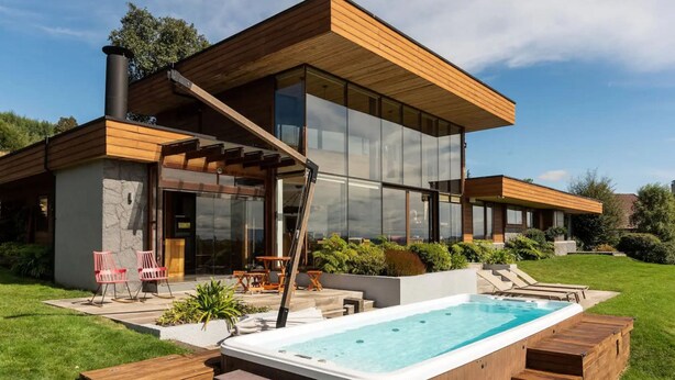 House, Accessible - Luxury Altamira House BBQ Jacuzzi Pool Wifi (Villarrica)