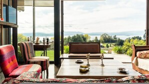 House, Accessible - Luxury Altamira House BBQ Jacuzzi Pool Wifi (Villarrica)